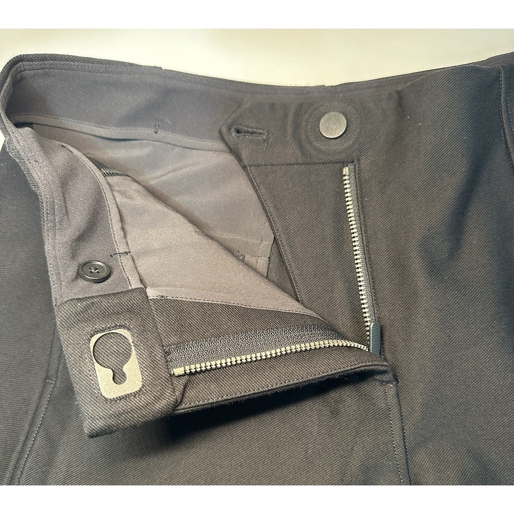 Lululemon Shorts Women's Size 6 Black Tailored Stretch Dressy Pockets Zip Cotton - Picture 7 of 9